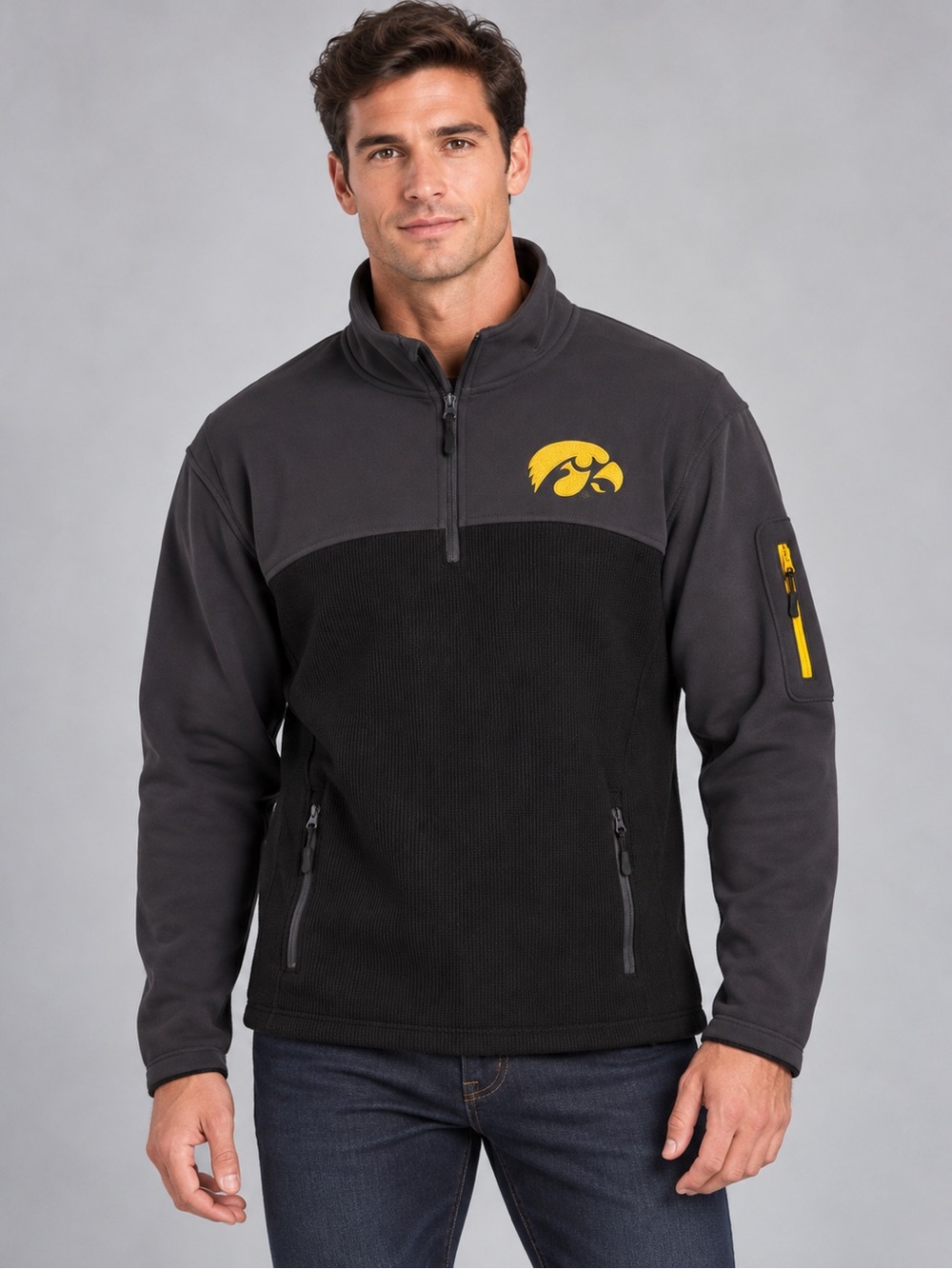 Colosseum Iowa Hawkeyes Guard Men's Half Zip Fleece Pullover Jacket Black Gray M